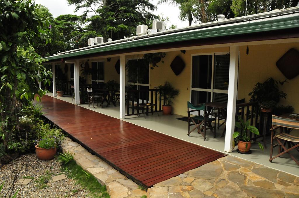 Kookaburra Motel Yungaburra Extérieur photo
